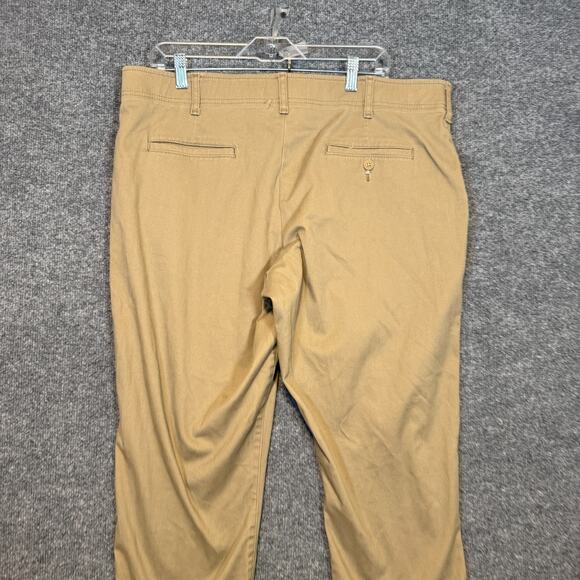 Lee Pants Mens 40x32 Beige Extreme Motion MVP Relaxed Straight Chinos Stretch - Picture 4 of 11